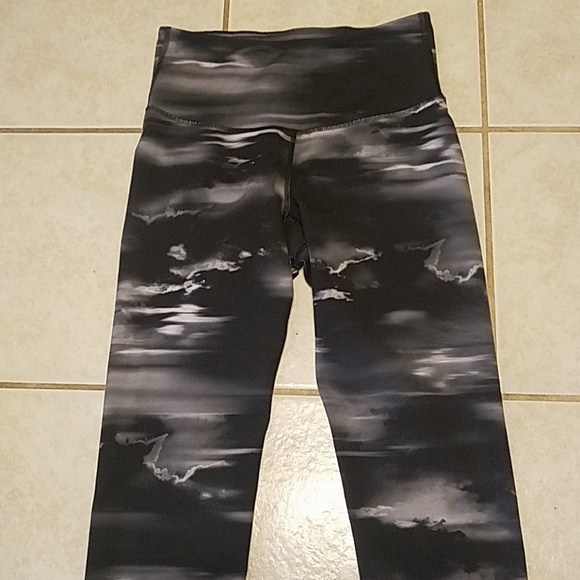 Yoga Pants - Picture 1 of 3